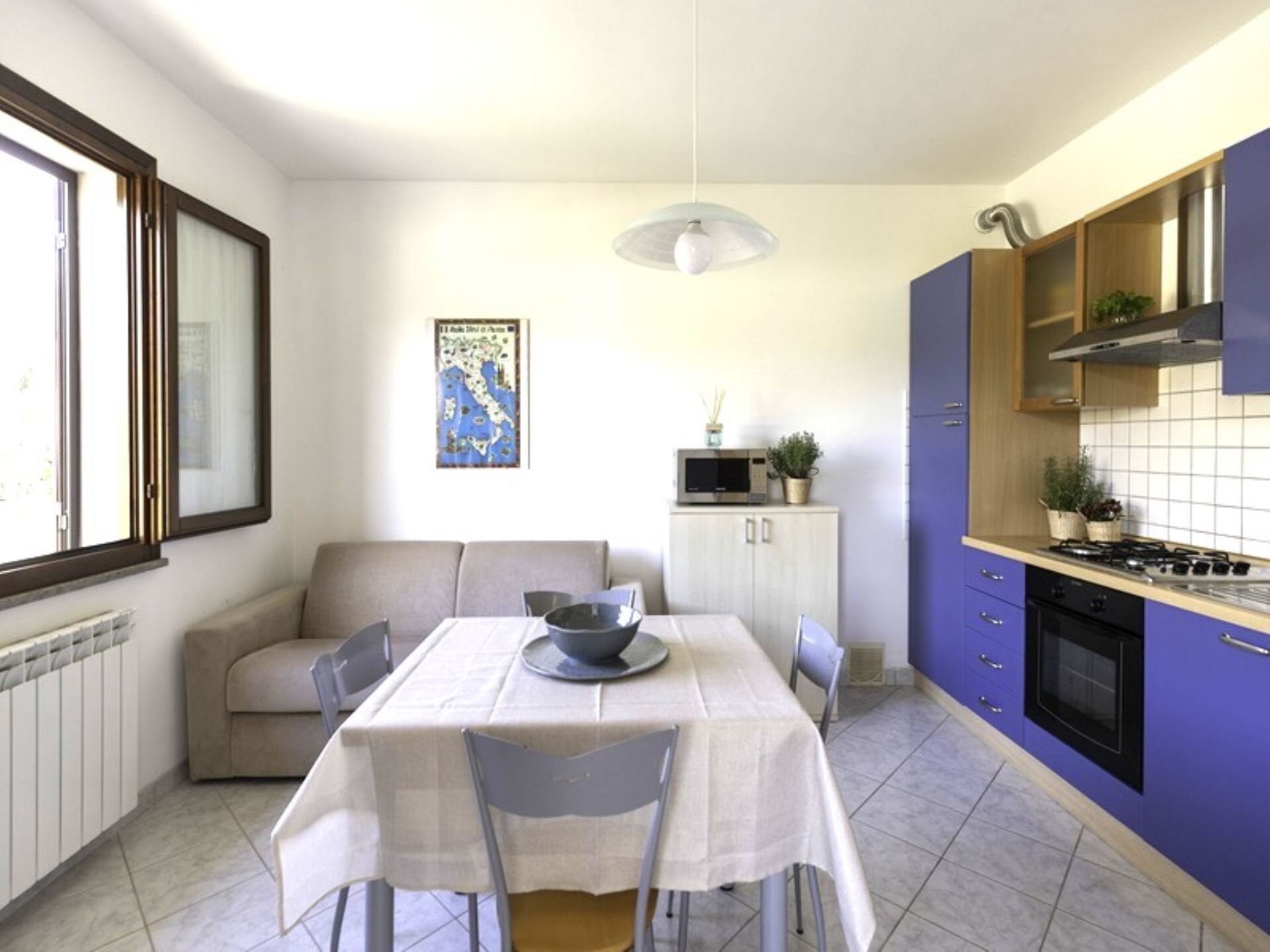 Fridge, microwave, oven