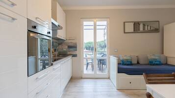 1 室のベッドルーム、WiFi