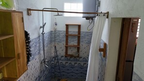 Towels, soap, toilet paper - AT FALISOA'S (Diana)