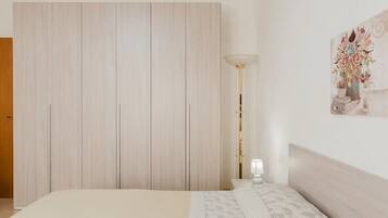 2 Schlafzimmer, Internetzugang, Bettwäsche