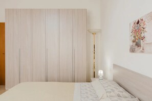 2 camere, accesso a Internet, lenzuola