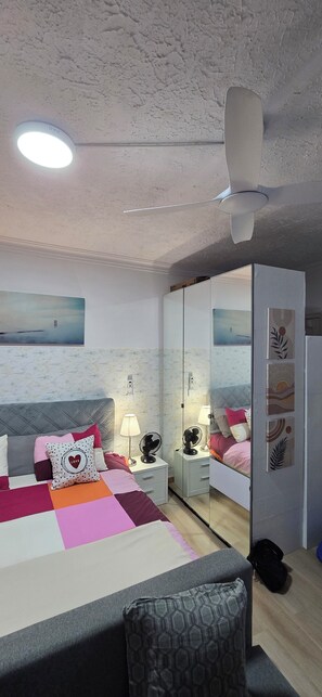 Iron/ironing board, WiFi, bed sheets