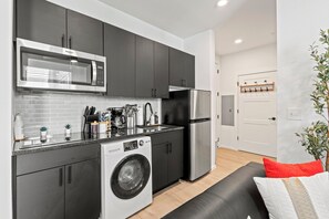 Private kitchen - Studio|Arts District|Near Aquarium|Free Parking (Dallas)