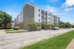 Exterior - Studio|Arts District|Near Aquarium|Free Parking (Dallas)