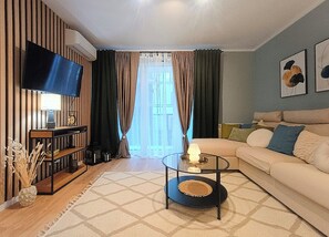 Studio Suite, Balcony | Living area - Apartamenty Portovo Q4 Apartments (Gdańsk)