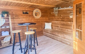 Interior - Lovely home in Merksplas with sauna (Merksplas)