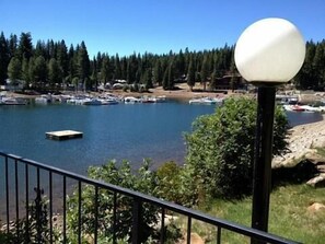 Unclassified image, 5 of 12, button - Kuster, Peninsula Village (Lake Almanor)