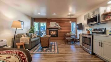 Smart TV, fireplace, ping pong