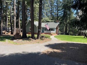 Exterior - The Emerald Lake House (Lake Almanor)