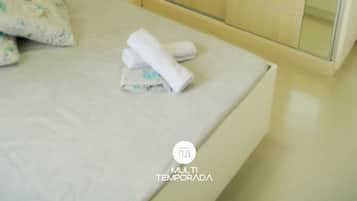 Apartamento premium | Roupas de cama premium, individualmente decorados