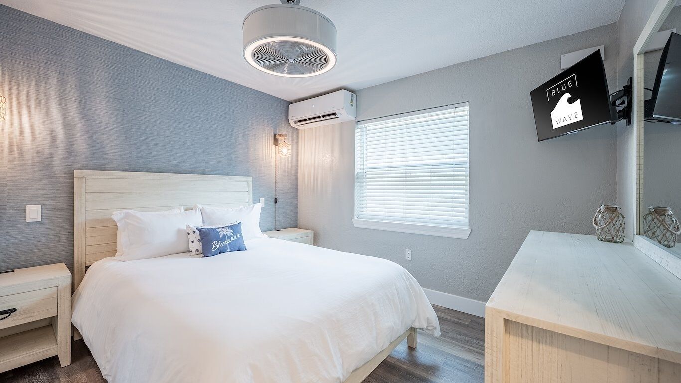 1 habitación, tabla de planchar con plancha, wifi gratis y ropa de cama 