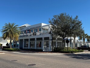Exterior - 15 minutes from Bonita Beach sunsets along the SW coastline are waiting for you! (Bonita Springs)
