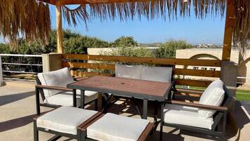 Family Suite, Private Pool, Resort View | Outdoor dining