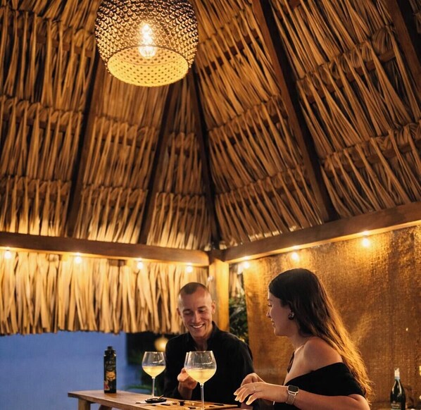 Luxury Penthouse | Bar (on property)