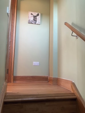 Interior - Kick back and relax in this calm, stylish with views of beautiful Strathnairn. (Inverness)