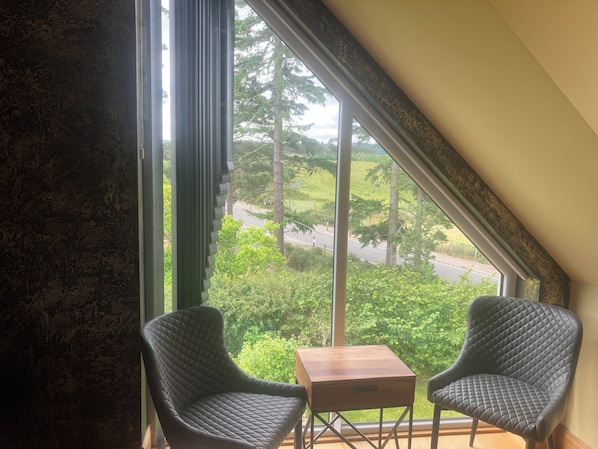 Interior - Kick back and relax in this calm, stylish with views of beautiful Strathnairn. (Inverness)