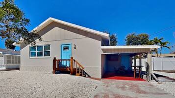 House (2 Bedrooms) | Front of property