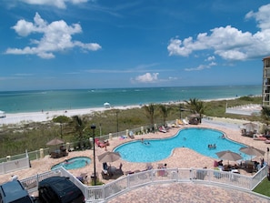 Condo (2 Bedrooms) | Property amenity - Sunset Vistas 302n (Treasure Island)