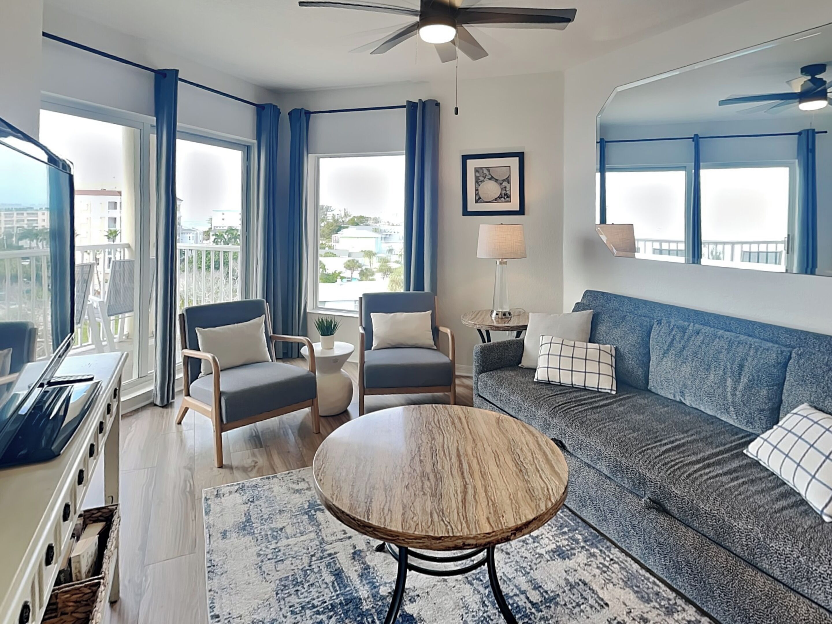 Condo (2 Bedrooms) | Property amenity
