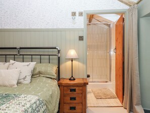2 bedrooms, individually decorated, individually furnished, free WiFi - Garden Cottage at the Bowden Estate (Dartmouth)