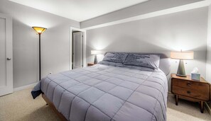 3 bedrooms, WiFi, bed sheets - Bavarian Village Escape For 6 (South Lake Tahoe)