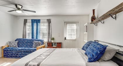 Wooded Couple's Retreat w/ Lanai in Interlachen