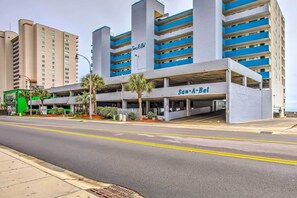 Exterior - Beach, Pool & Ocean View! North Myrtle Beach Condo (North Myrtle Beach)