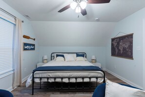 2 bedrooms, iron/ironing board, WiFi, bed sheets