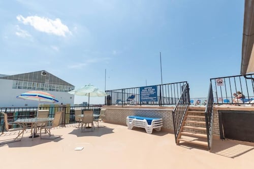 Premiere Motor Inn