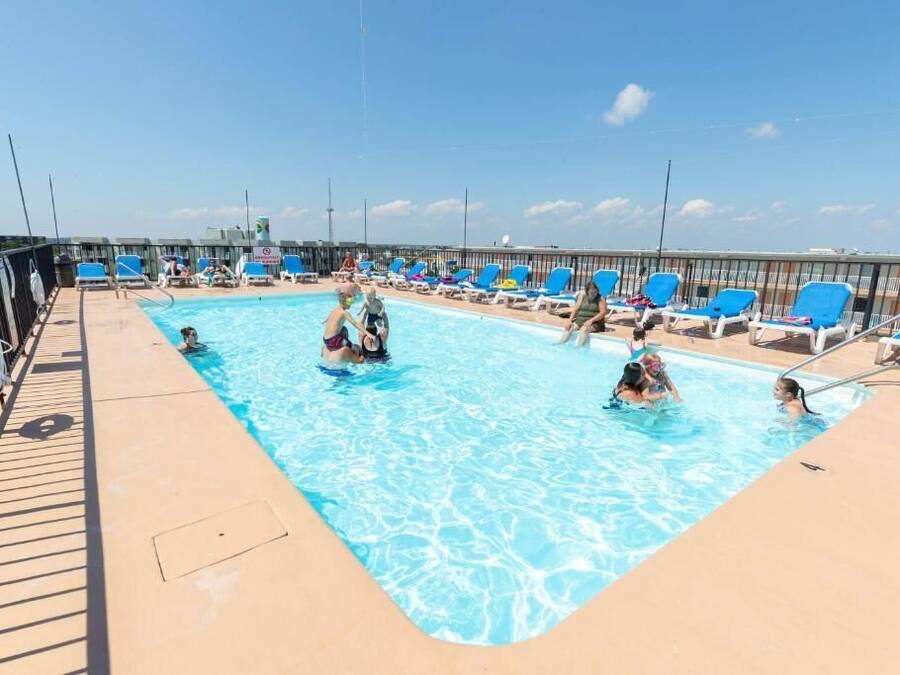 Piscina a l'aire lliure de temporada