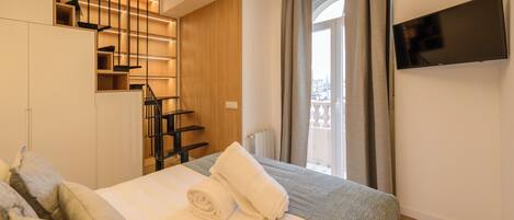 Fer et planche à repasser, Wi-Fi, draps fournis