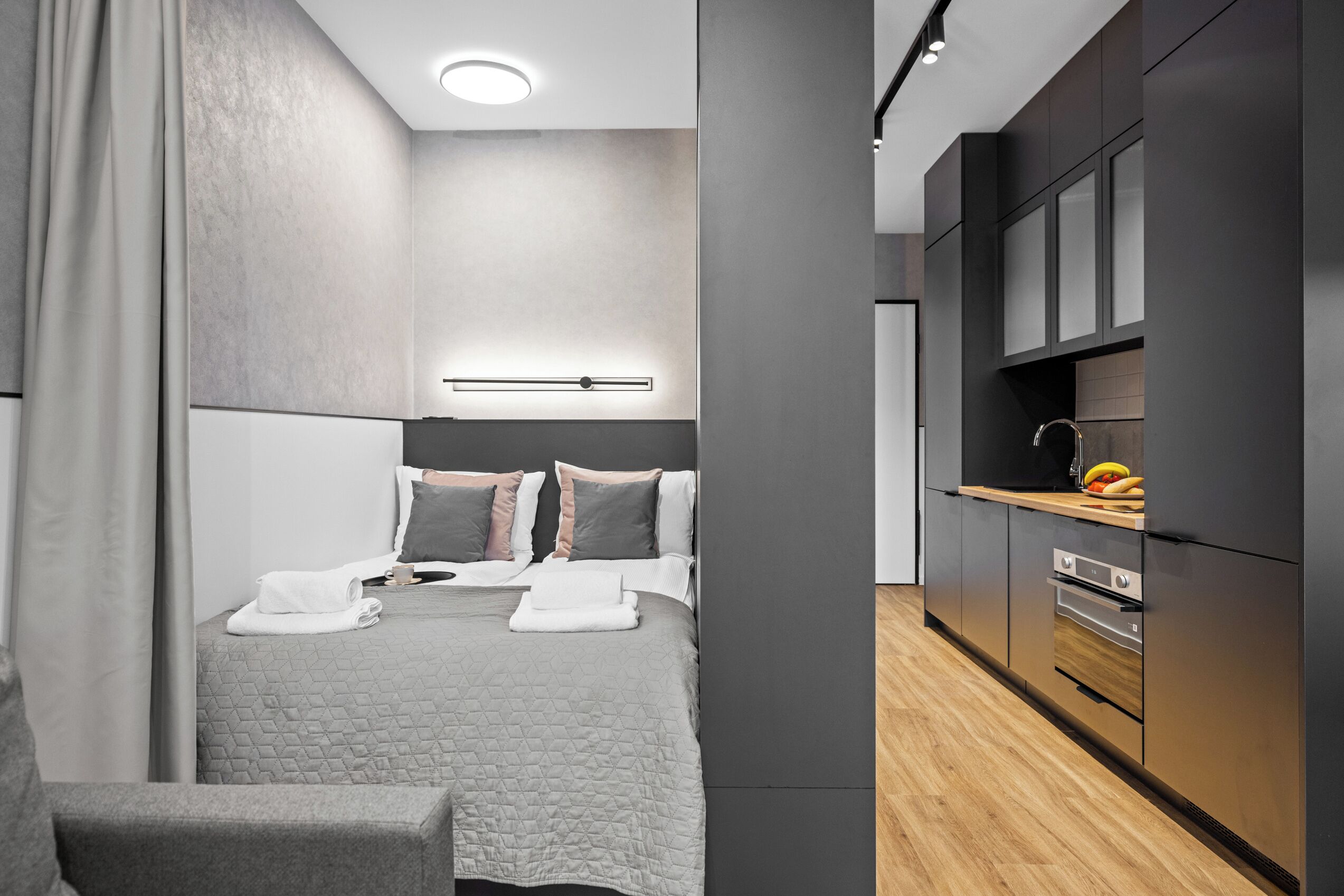 Classic Studio Suite, Balcony | Iron/ironing board, free WiFi