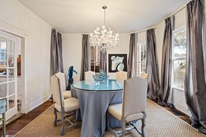 独立别墅 (4 Bedrooms) | 住宿服务设施