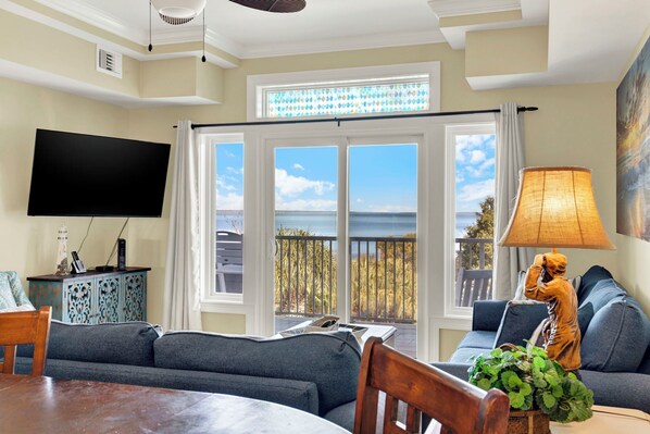 Smart TV - Relax in this stunning 2 bedroom, 2 bath condo at Bay View Villas (Tybee Island)