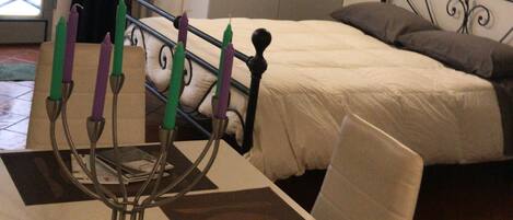 Bügeleisen/Bügelbrett, WLAN, Bettwäsche