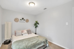 Fer et planche à repasser, Wi-Fi, draps fournis