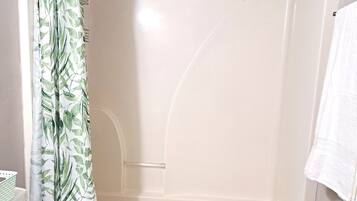 Towels, soap, shampoo, toilet paper