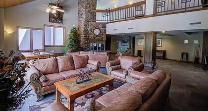 The Coop: Ski In/Ski Out Studio Condo - Winter Park