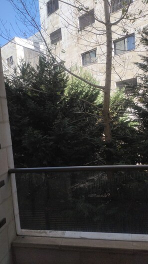 Interior - Chic 2-Bedroom - Fully Furnished (Amman)