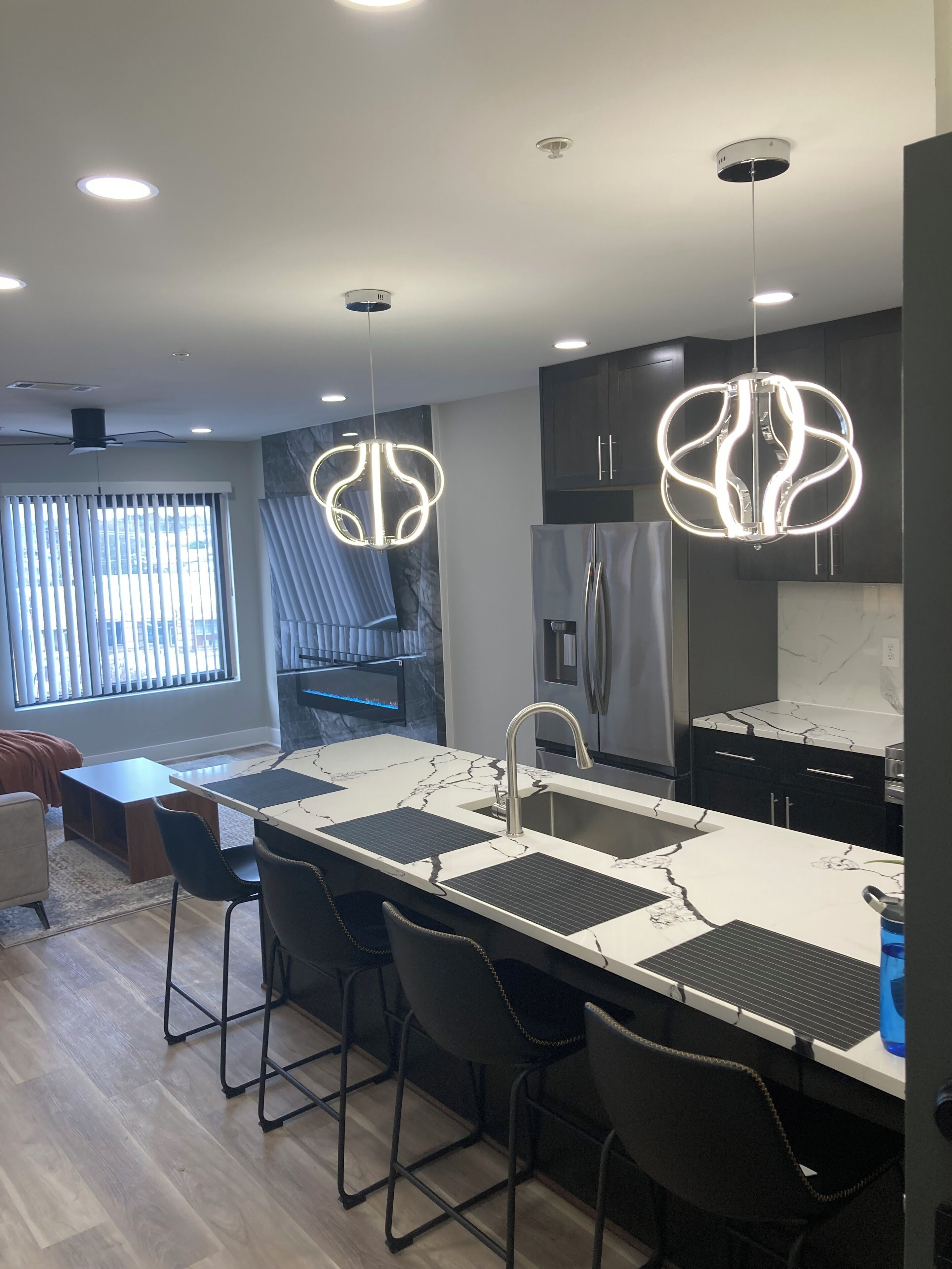 Mikrowelle, Ofen, Herdplatte, Geschirrspüler