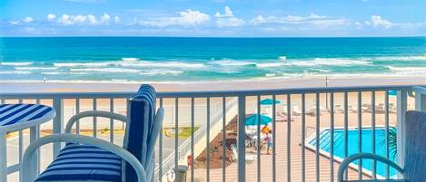 Condo (1 Bedroom) | Front of property