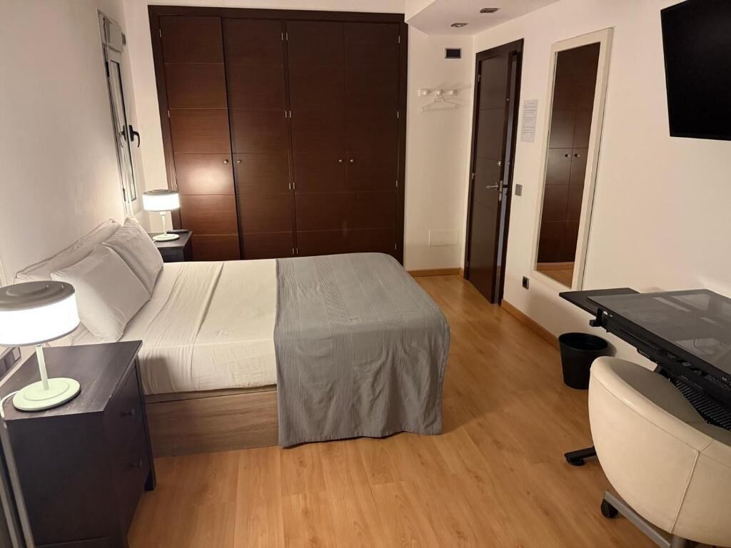 Standard Room, Shared Bathroom, Partial Ocean View (#4) | Iron/ironing board, free WiFi