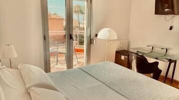 Standardzimmer, Gemeinschaftsbad, eingeschränkter Meerblick (#5) | Bügeleisen/Bügelbrett, kostenloses WLAN