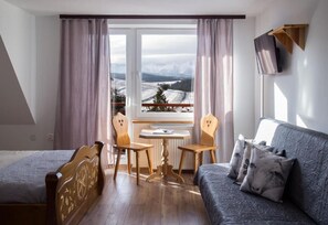 Apartment, Balcony, Mountain View | Laptop workspace, iron/ironing board - Miedzy Owcami Meee (Czorsztyn)