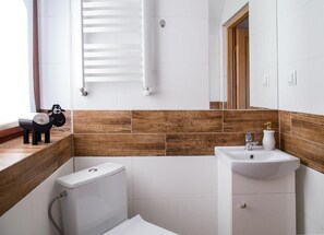 헤어드라이어, 타월, 화장지