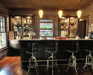 Bar (on property) - The Gaston (Dallas)