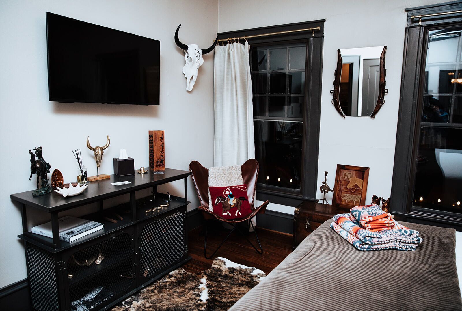 Habitación doble de lujo, 1 cama King size, baño privado | Wifi gratis 