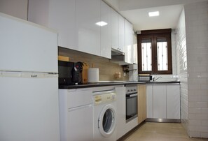 Micro-ondas, fogão, cooktop, lava-louças