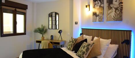 Fer et planche Ă repasser, Wi-Fi, draps fournis