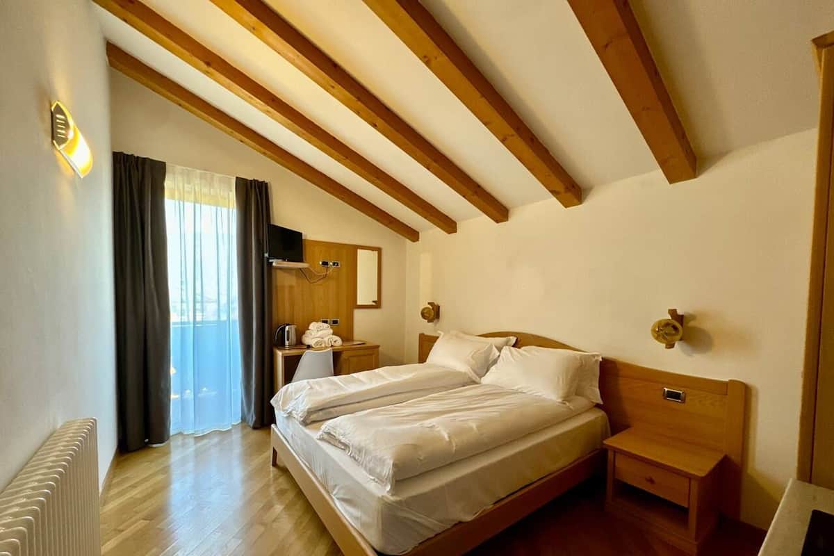 Double Room, Balcony